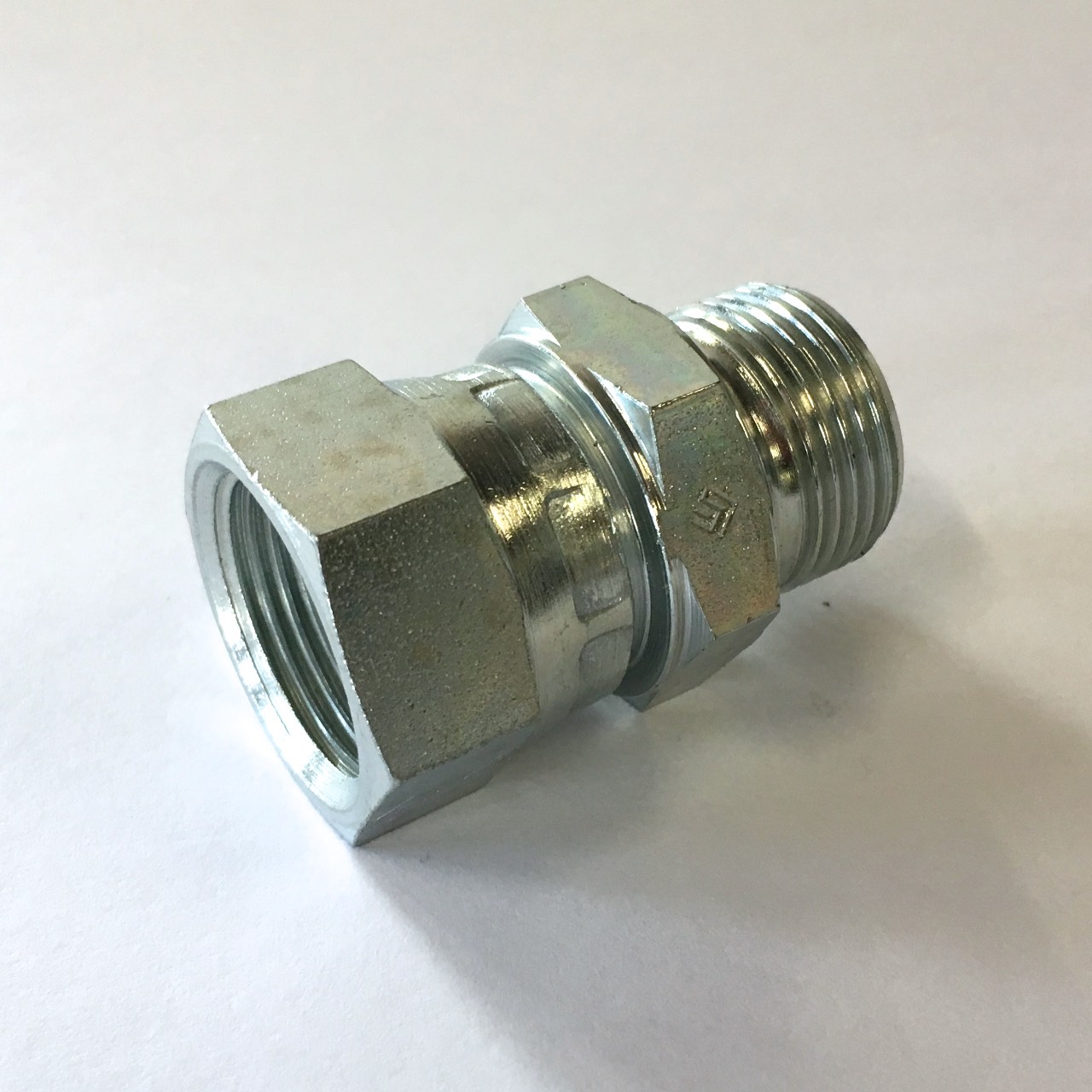 Rechte Reduceer Koppeling male BSP/female wartel BSP 60° ( 1/2  ''  3/4 '' )
